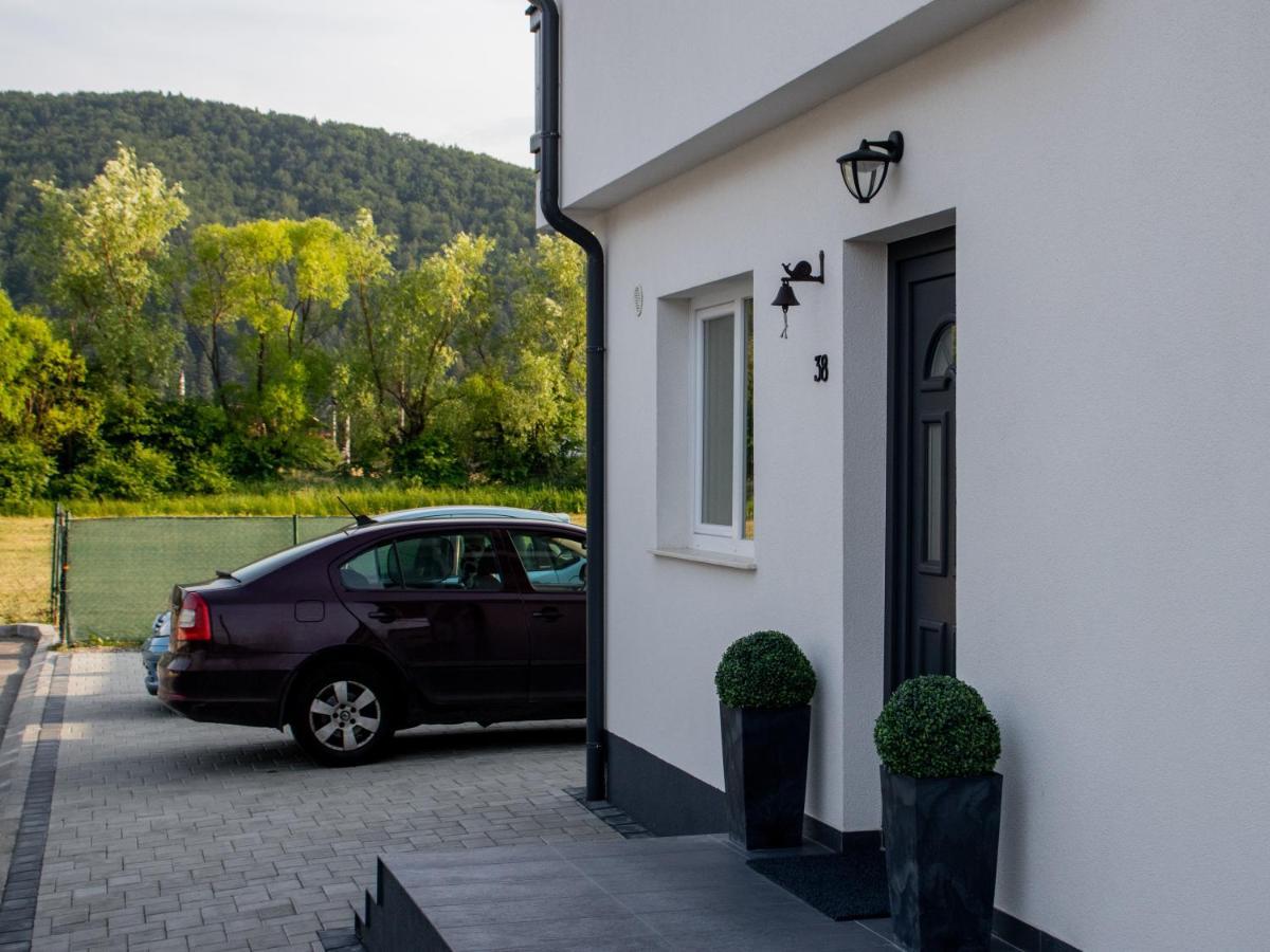 Dom Hills Bucovina Hotel Gura Humorului Exterior foto