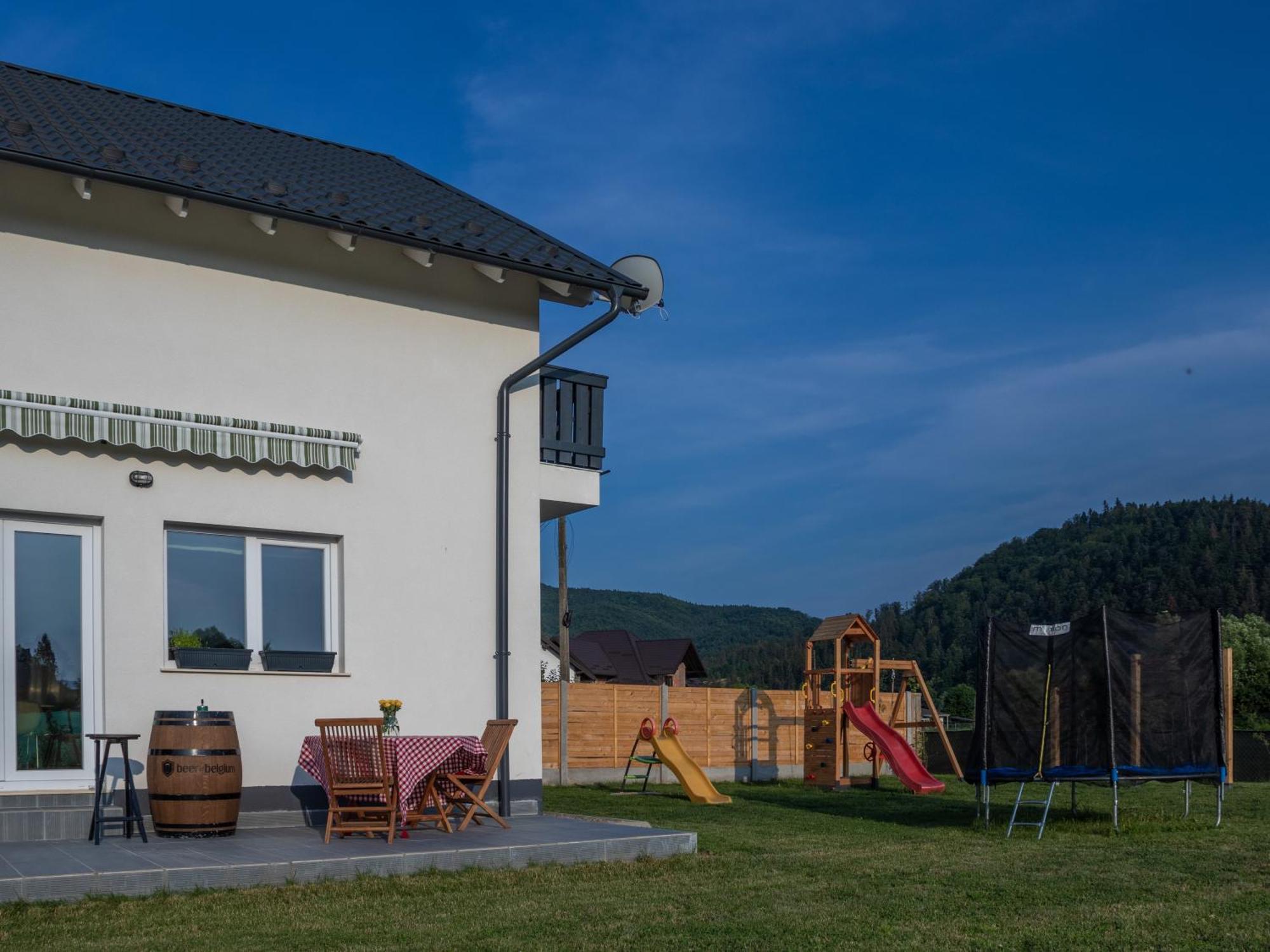 Dom Hills Bucovina Hotel Gura Humorului Exterior foto